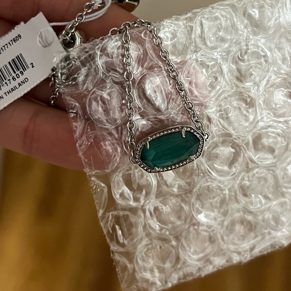 Kendra Scott Elaina Silver Adjustable Chain Bracelet in Emerald Cat’s Eye - Picture 7 of 7